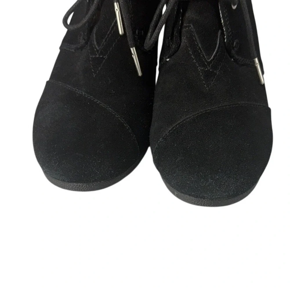 Toms Women's Black Suede Wedge Boots Size 10‎